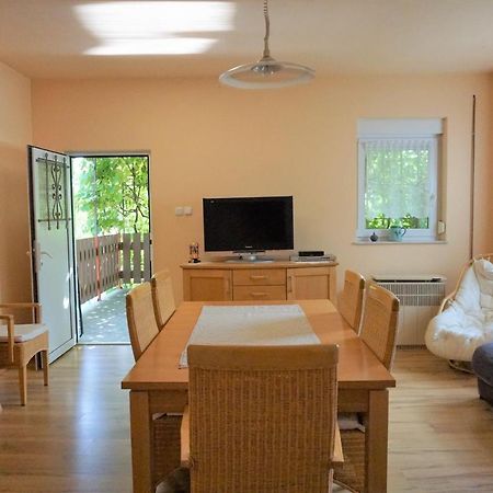 Ferienhaus Plattensee/Balaton Villa Szolad Buitenkant foto