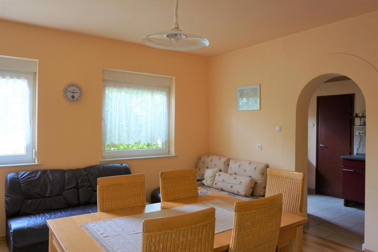Ferienhaus Plattensee/Balaton Villa Szolad Buitenkant foto